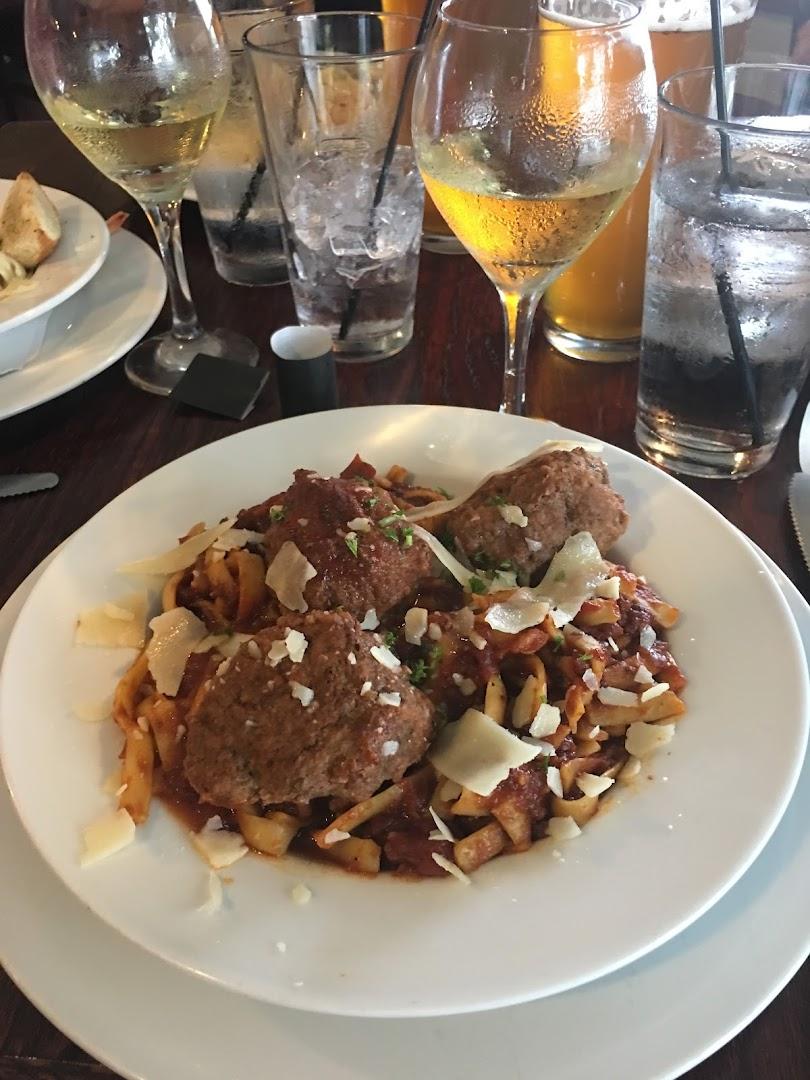 Creekside Grille